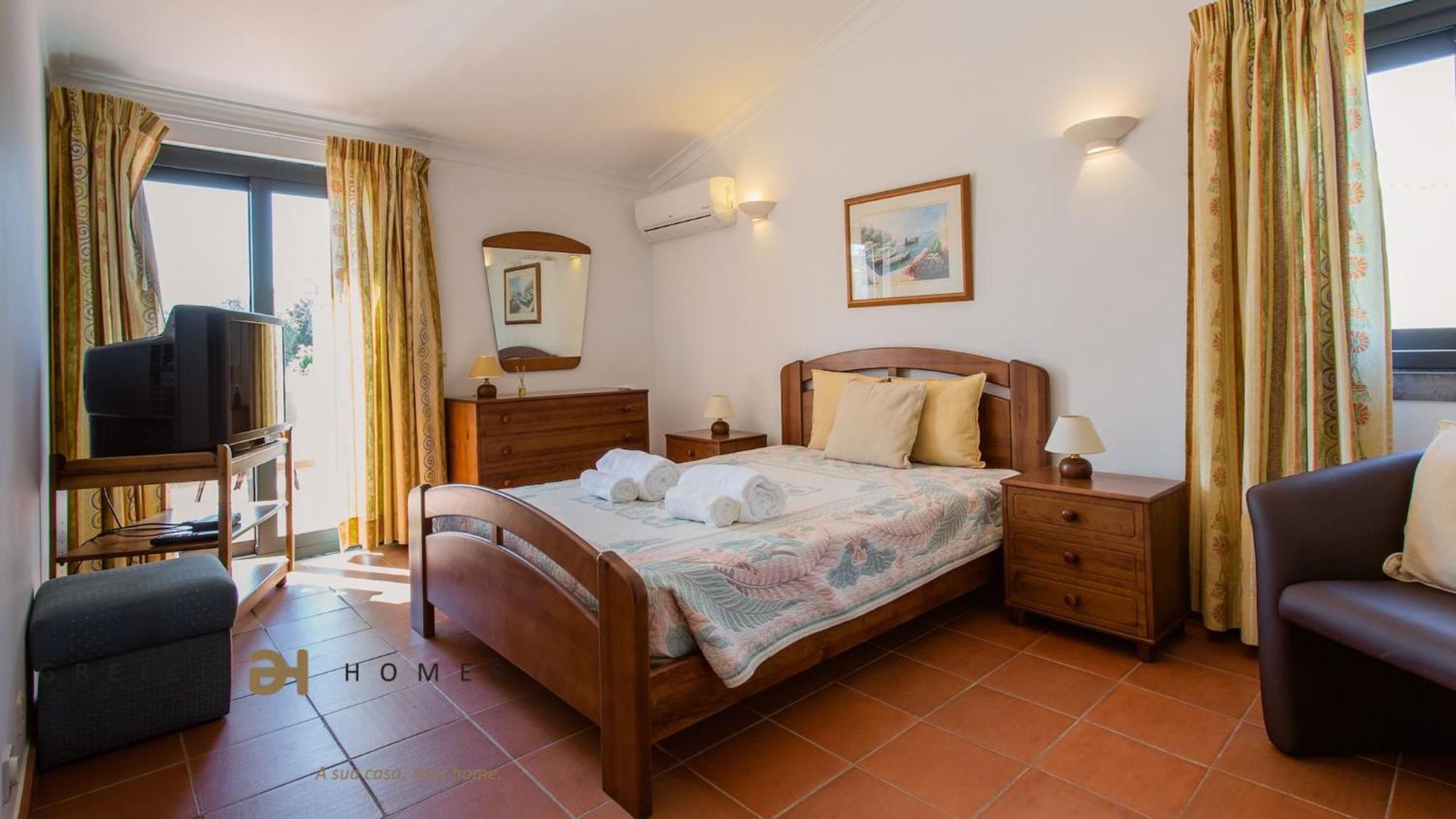 Greice Homes-650 Meters From The Beach, 4 Bedrooms Villa For Holidays In Vilamoura-Quarteira Exterior photo